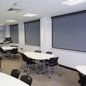 Rèm cuốn văn phòng giá rẻ hãng Fivestar mã RCW013