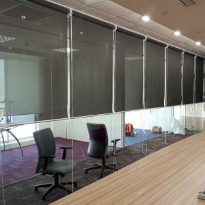 Rèm cuốn lưới văn phòng giá rẻ hãng FIVESTAR mã FC14