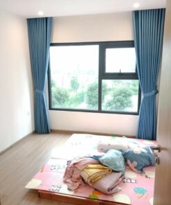 Rèm vải 1 lớp màu xanh cản nắng tốt cho phòng ngủ chung cư