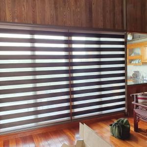 Rèm cầu vồng phòng khách chung cư giá rẻ hãng Modero mã Nicole