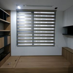 Rèm cuốn cầu vồng cản nắng phòng ngủ chung cư hãng Modero mã Paola