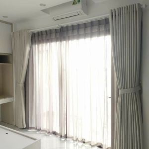 Rèm vải 2 lớp màu trắng sữa cho phòng ngủ chung cư
