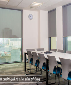 Rèm cửa sổ giá rẻ dạng cuốn vải sọc chéo hãng Vạn Thái