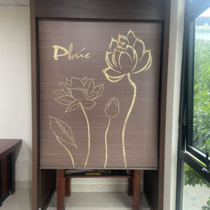 Rèm che ban thờ in họa tiết hoa sen đẹp