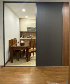 Vách tổ ong ngăn phòng bếp và phòng khách giữ lạnh điều hòa