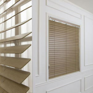 Rèm gỗ tùng trắng bản 5cm hệ 1 dây mã SKK314