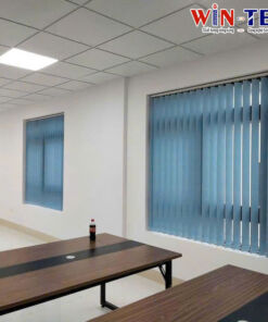 Rèm lá dọc văn phòng giá rẻ cản nắng tốt