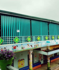 Bạt cuốn che nắng mưa hành lang trường học