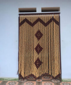 Rèm Hạt Gỗ Dọc Che Cửa Đi Lại